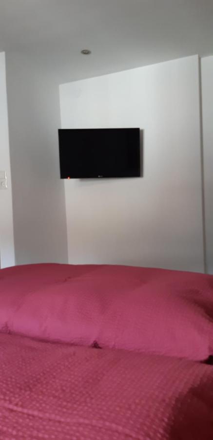 Haus Hell Lejlighed Mayrhofen Eksteriør billede