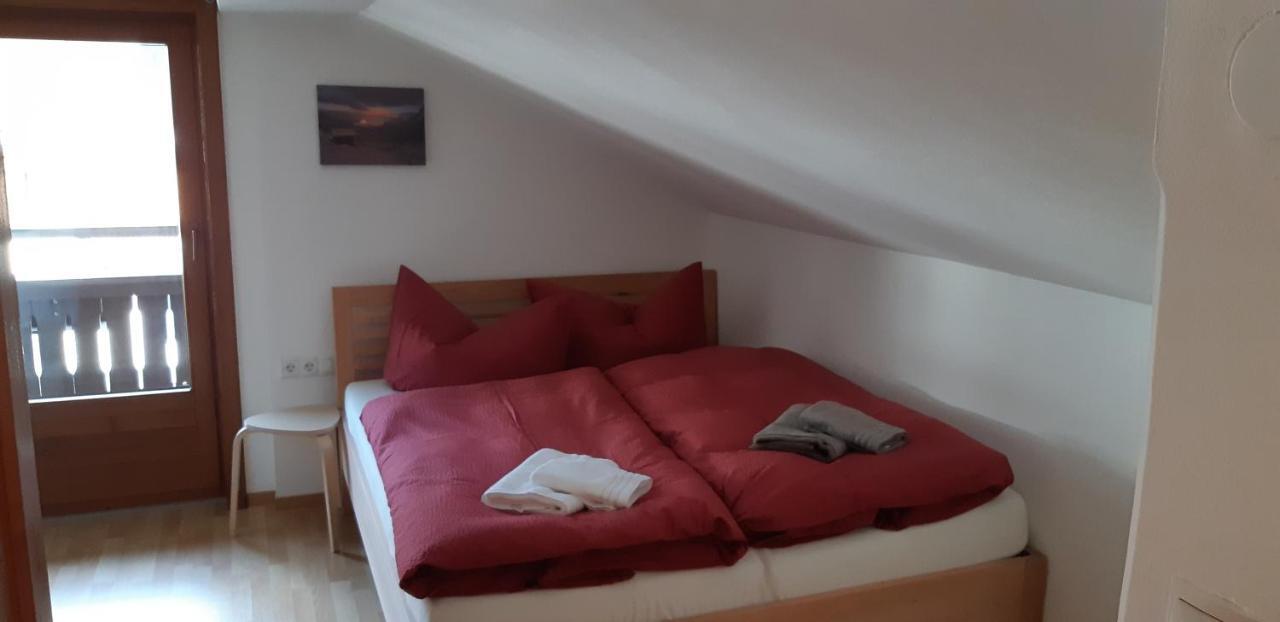 Haus Hell Lejlighed Mayrhofen Eksteriør billede