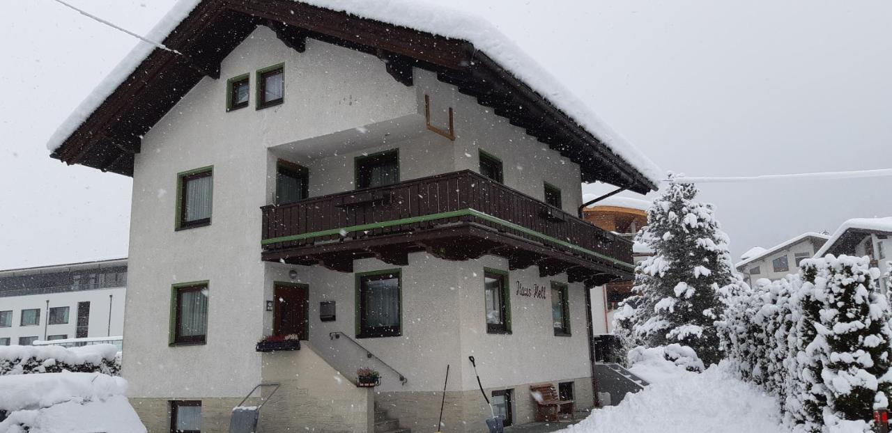 Haus Hell Lejlighed Mayrhofen Eksteriør billede
